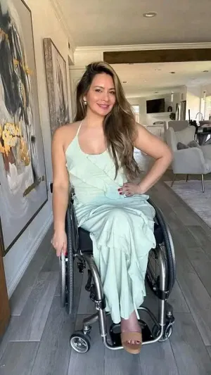 Phoebe324, 23 years old from United States