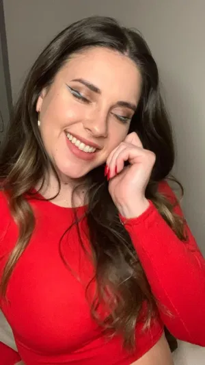 avaqueen213's Profile Photo