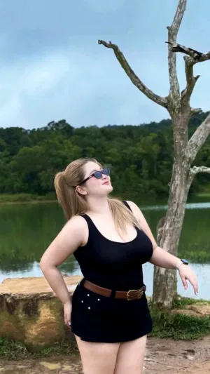 Eli3r4, 24 years old from Canada