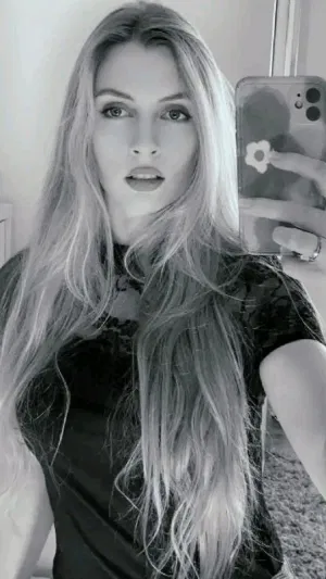 Eva3431, 23 years old from Canada