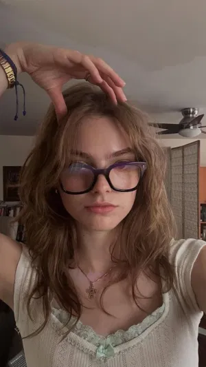 Lisa-90's Profile Photo