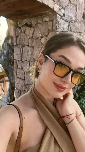 Christina5r4, 25 years old from Canada