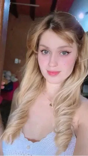 Isabela45t4, 24 years old from United States