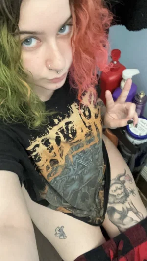 Fantasybaby23f's Profile Photo