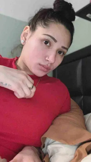 Rose-et33, 23 years old from United States