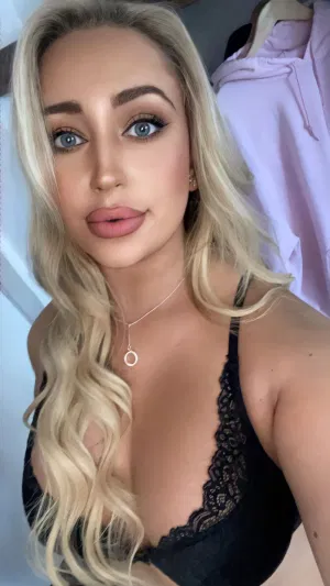 Aliygy, 19 years old from United States