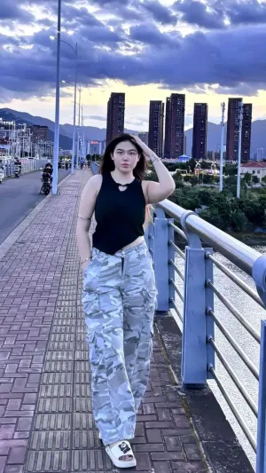 Iris67, 27 years old from Cape Verde