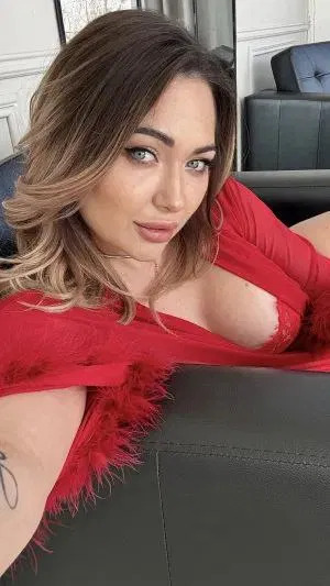 Harper5ytyy, 18 years old from Australia