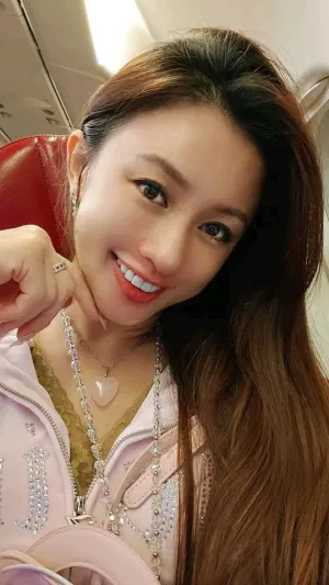 Millie4353, 28 years old from United Kingdom