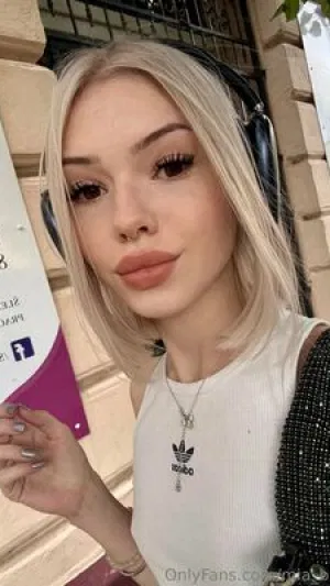 mafiya_24xxx, 23 years old from Germany