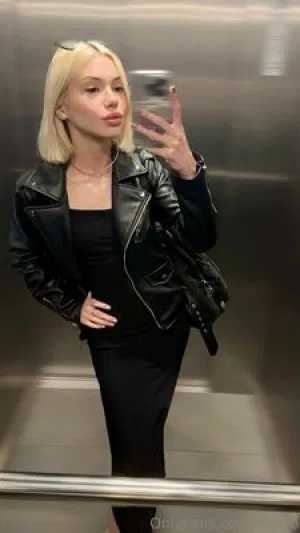 Juliaax_aa16_6, 21 years old from United States