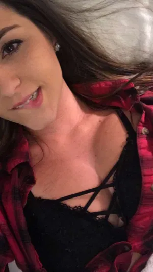 Alidm, 19 years old from United States