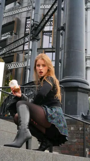 Aria34r3, 23 years old from Canada