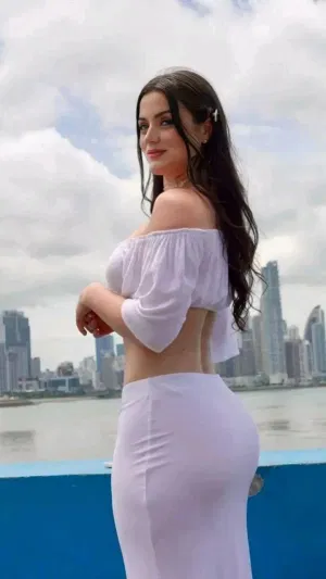 Penelope453, 28 years old from United Kingdom