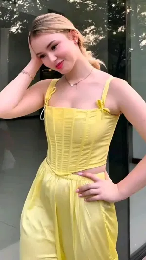 Imogen45, 27 years old from Canada