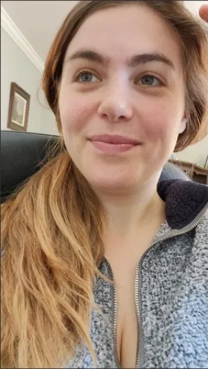 HotQueen8, 23 years old from United States