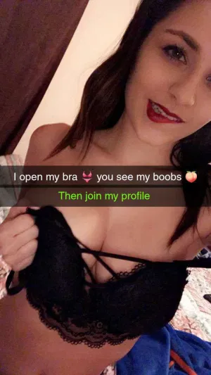Alkwk, 19 years old from United States