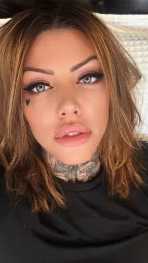 Berlin02, 26 years old from New Zealand