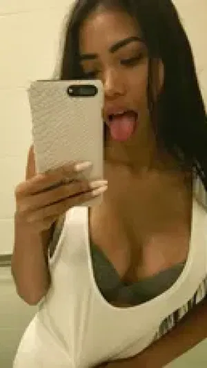 sexxxmi22, 22 years old from Andorra