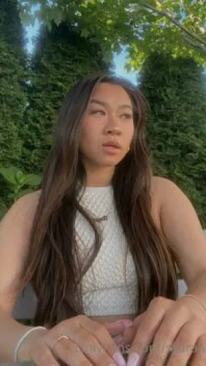 Eleanor255, 23 years old from United States