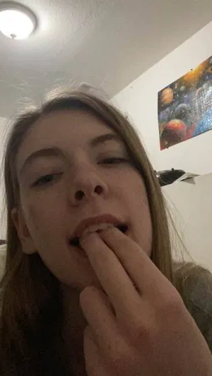 Crris_ame, 21 years old from United States