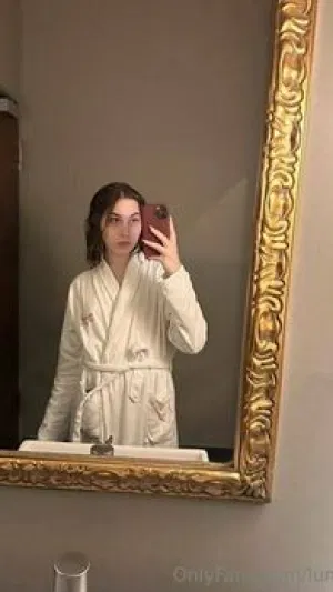 Linda22Fsddfdf21y, 22 years old from Canada
