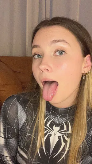 Alexja145, 19 years old from United Kingdom