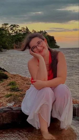 Daisy23, 22 years old from United Kingdom