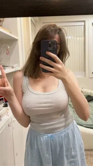 Jolly20xfh, 21 years old from United States