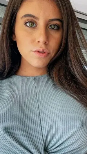 Roseberry27, 25 years old from United States