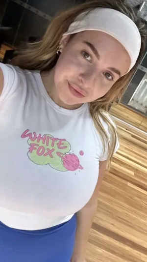 Nar227, 23 years old from United States