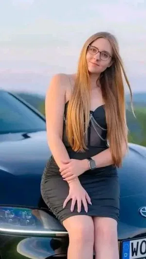 Adrianna66, 22 years old from Germany