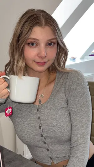 ufsksh862, 20 years old from United States