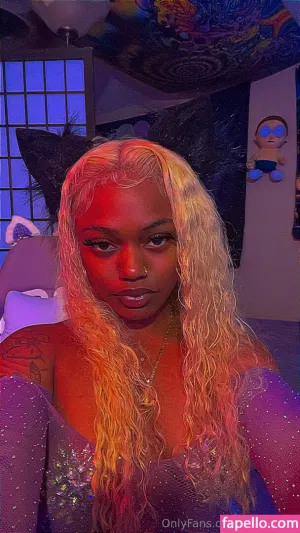Zariyah22, 21 years old from United Kingdom