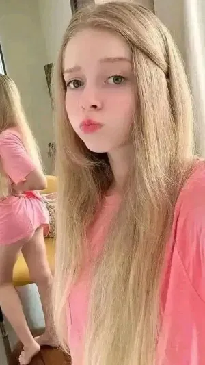 ertgertg45, 27 years old from Canada