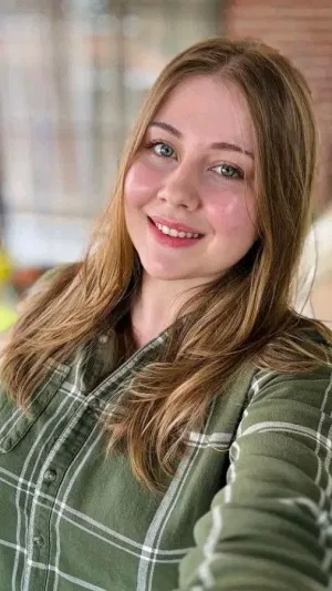 tfgdrt34e, 22 years old from France