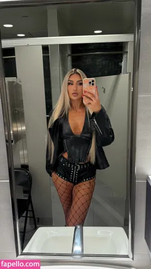 Julietta2354, 20 years old from United States