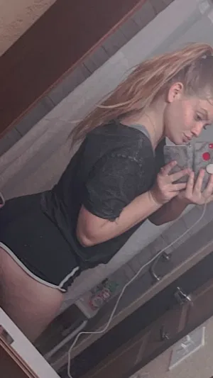 Discordcumnow929, 19 years old from United States