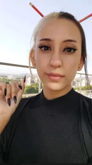 Omana2332, 21 years old from United States