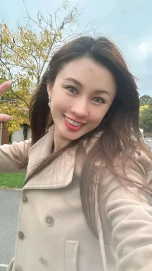 sere34, 25 years old from Canada