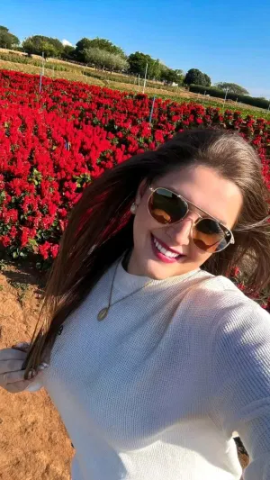 sfete4, 21 years old from United States