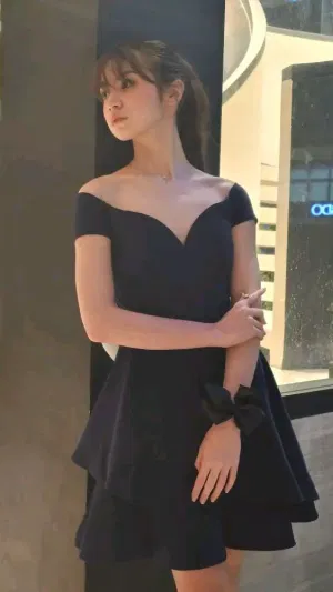 cfgdgs, 21 years old from Canada
