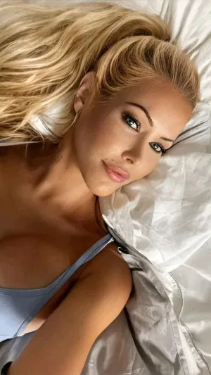 xdgfgs, 27 years old from United States