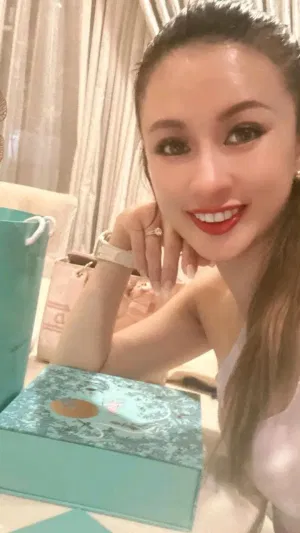 zxdfds, 27 years old from United States