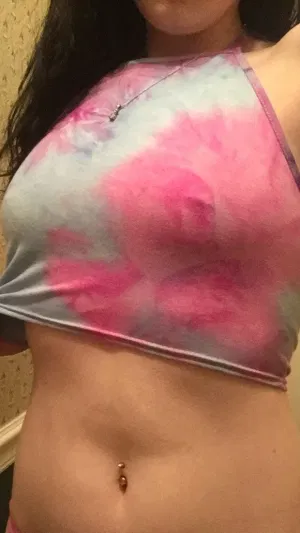 Discordnow939, 19 years old from Canada