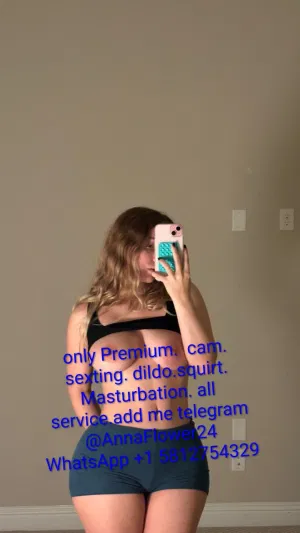 SarahTj, 22 years old from United States