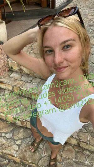 Emiquen, 20 years old from United States