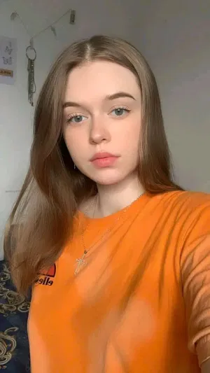 dsfgvfd, 23 years old from Canada