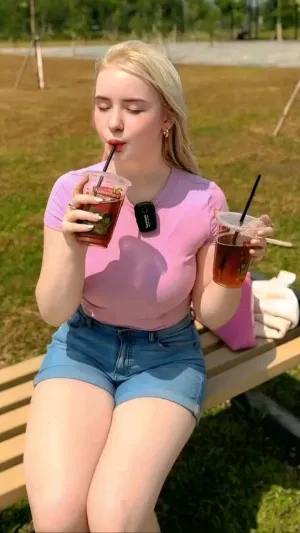 dstesrt, 23 years old from Canada