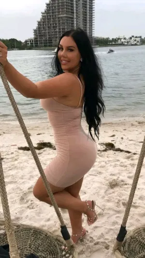 dtdfg, 24 years old from Canada